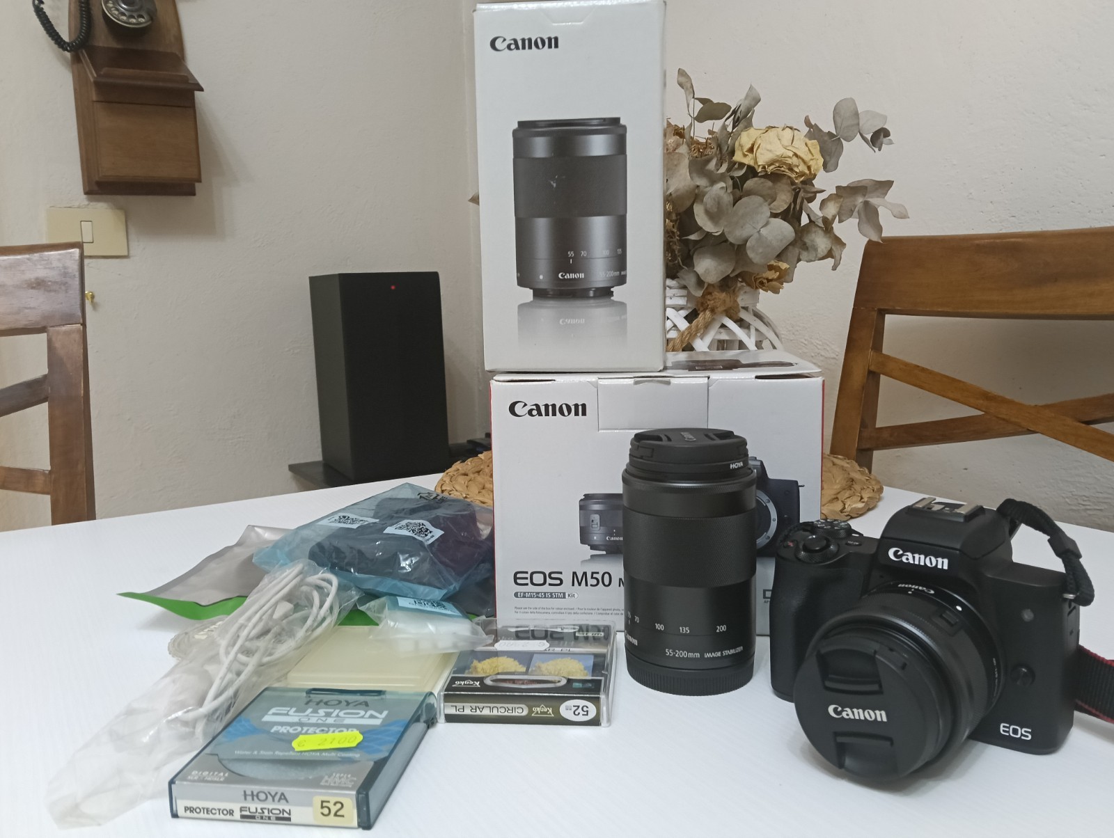 Canon Eos M50 Mark ii + 15-45 e 55-200. Scatole originali e filtri. Perfetta!