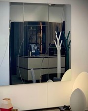 SPECCHIO TONELLI DESIGN MAYBE Specchio in vetro fumé dal design unico 