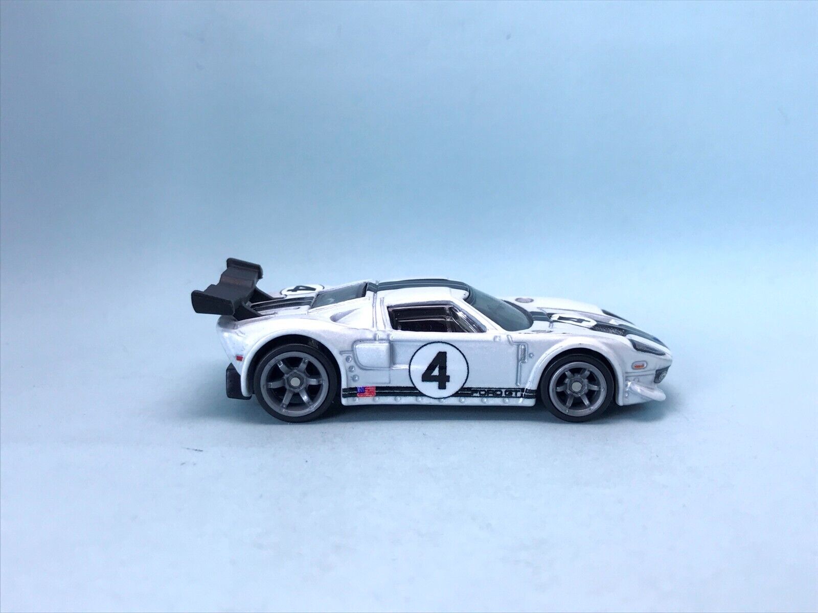 Hot Wheels Speed Machines Ford GT White 1:64 – DIECAST ENTHUSIAST