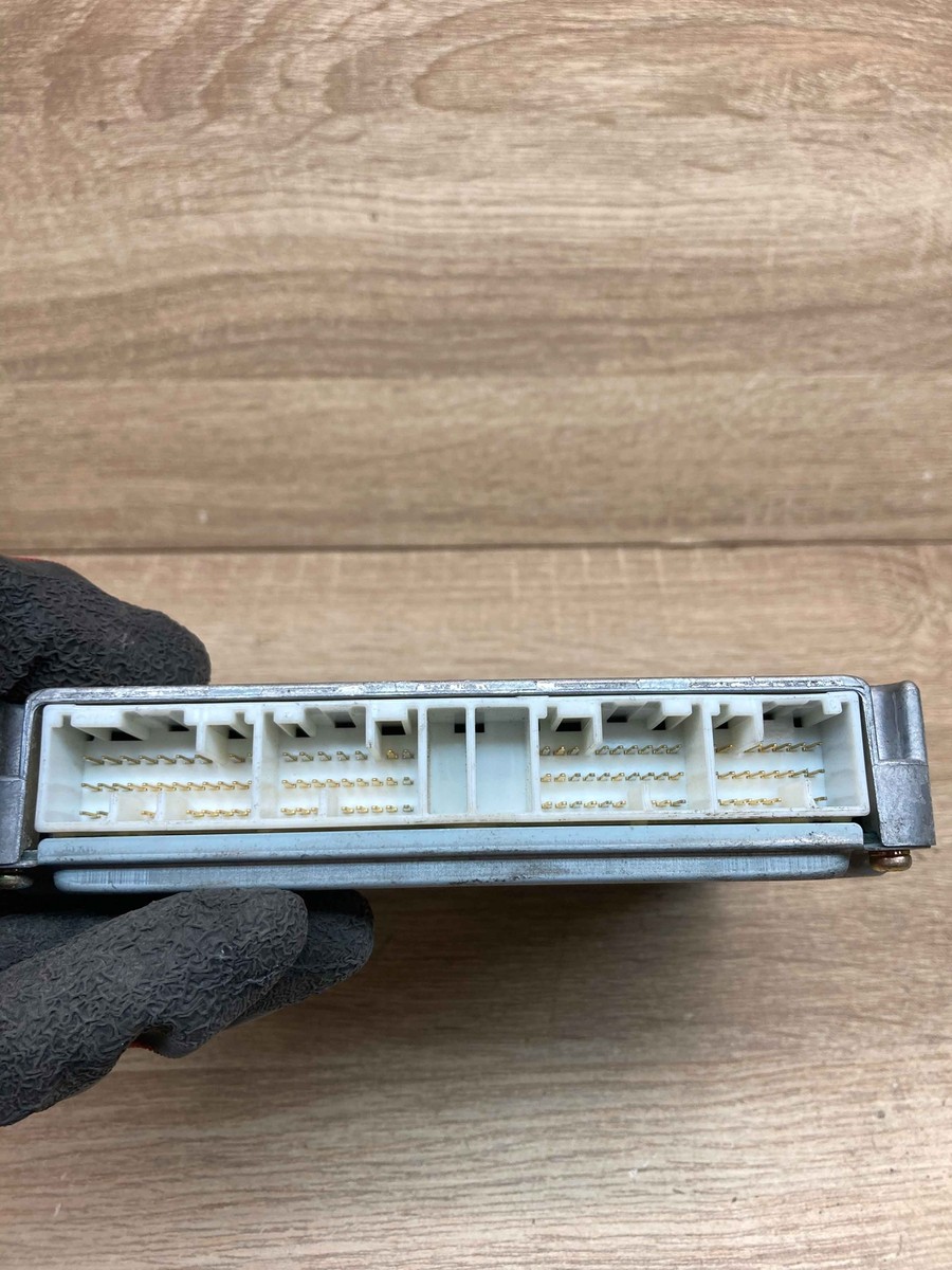 89661 44360 175800 5461 Denso Toyota Verso Motor ECU Engine Module
