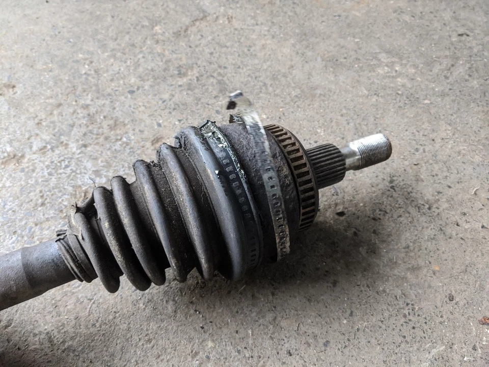 MERCEDES ML 270 2005 LEFT REAR DRIVE SHAFT - Image 3 of 3