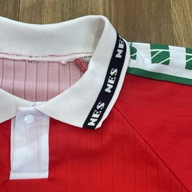 Camiseta de f&uacute;tbol local original NES vintage a&ntilde;os 80 90 Hungr&iacute;a M/L