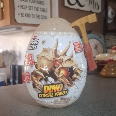 Zuru Robo Alive Dino Fossil Find Egg Toy for Ages 5+ Pretend Play