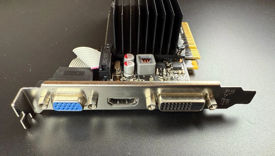 EVGA NVIDIA GT720 1GB Graphics Card 01G-P3-2722-KR - VGA / HDMI / DVI - Image 3 of 4