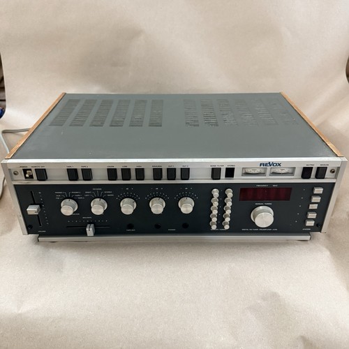Vintage Revox A720 Digital FM Tuner Preampifier Studer Swiss - Tested Power On