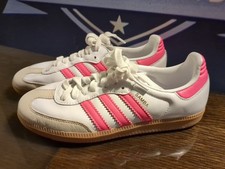 Adidas Samba White W/ Pink Stripes Girls Size 6.5 Excellent Condition