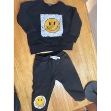 Kids Black Smiley Face Sweatshirt Jogger Set Outfit 4T/5t