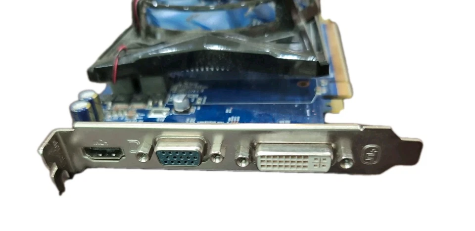 VisionTek VT4670 PCIe 1GB D/D/T graphics card - Image 3 of 4