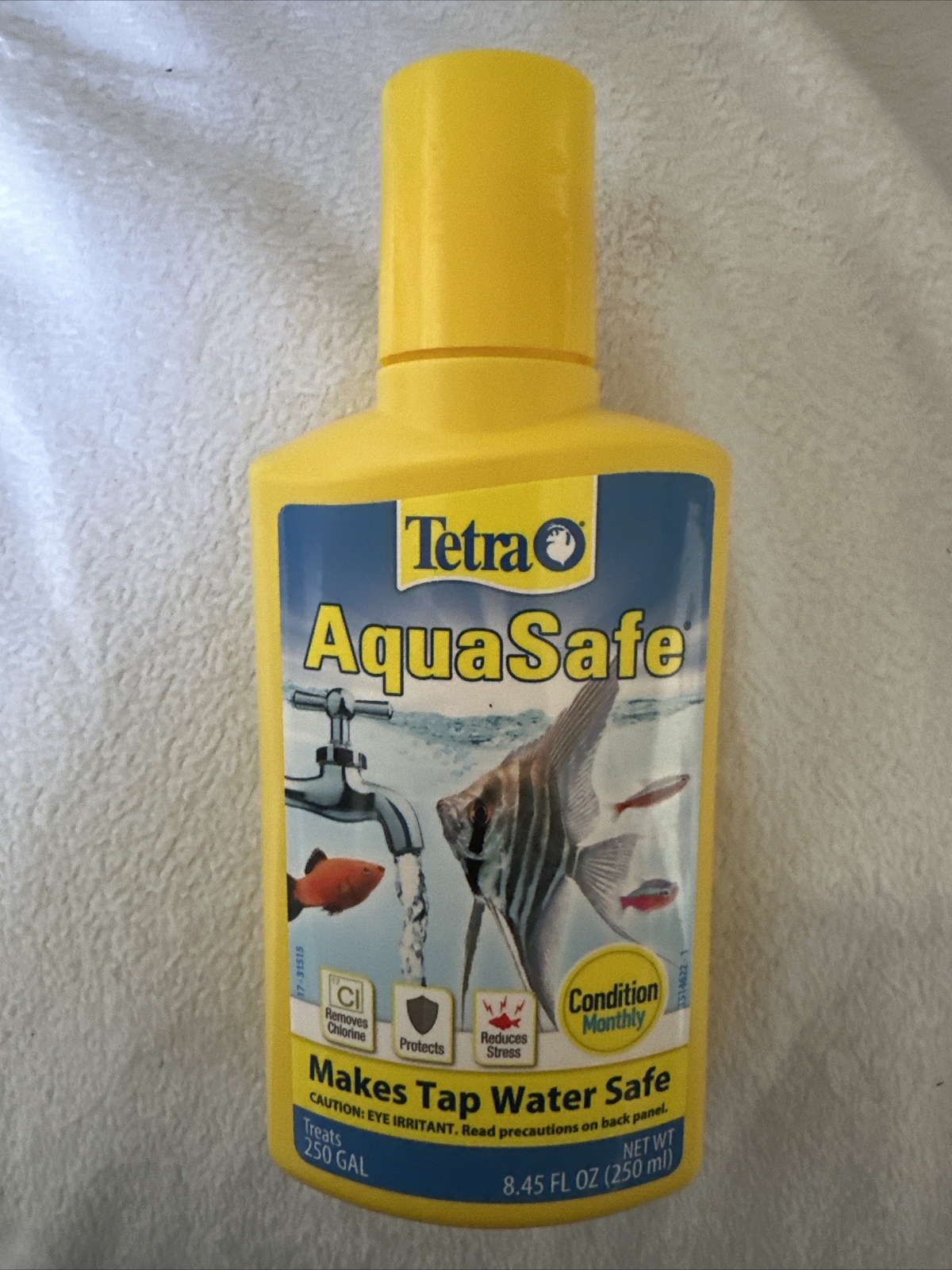Tetra AquaSafe Fish Tank Water Conditioner Aquarium Water Treatment 8.45 Floz