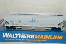 HO Walthers Grains Connect Canada 60' NSC grain covered hopper car train 856524