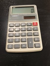 Radio Shack Vintage Dual Powered Solar Battery Calculator