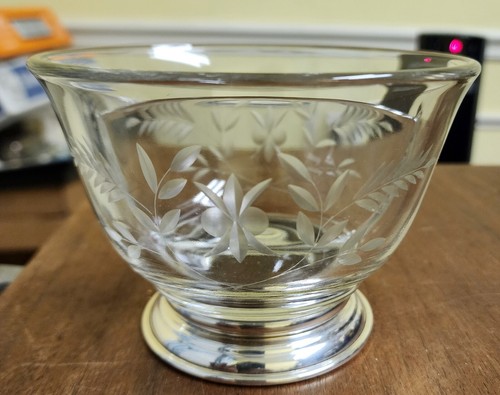 STERLING GLASS BOWL Etched Floral LEAF Nut Sauce Condiment VTG Candy Serving - Picture 3 of 14