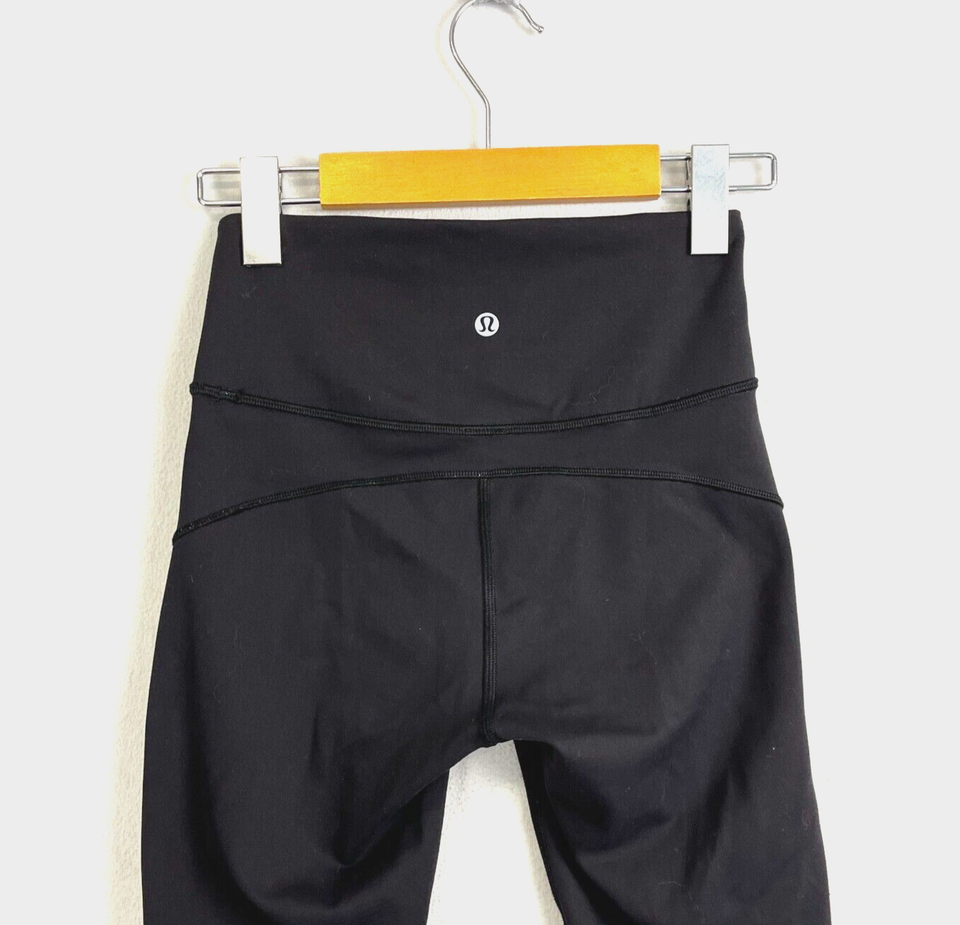 LULULEMON Crop Pants Womens 4 Solid Black High Rise Gym Train Run Yoga