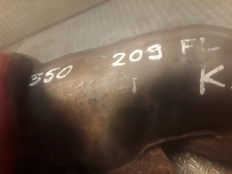 MERCEDES BENZ W209 CLK350 Left Side Exhaust Manifold 2721400109 - Image 4 of 4