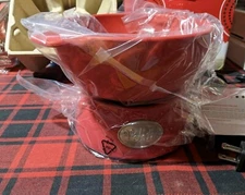 Velata Fun Fondue Rouge Glossy Red Fondue Warmer Set NOB Base & Silicone Dish 