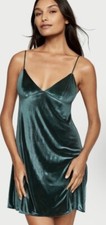 Victorias Secret Emerald Velvet Slip Dress XS New In Packaging DISCONTINUED