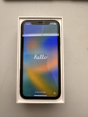 Apple iPhone 11 - 64GB
