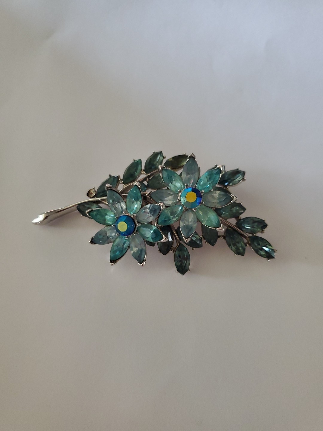 Brooch VTG Signed Trifari Floral Blue And Green Rhinestone Silver Tone Brooch