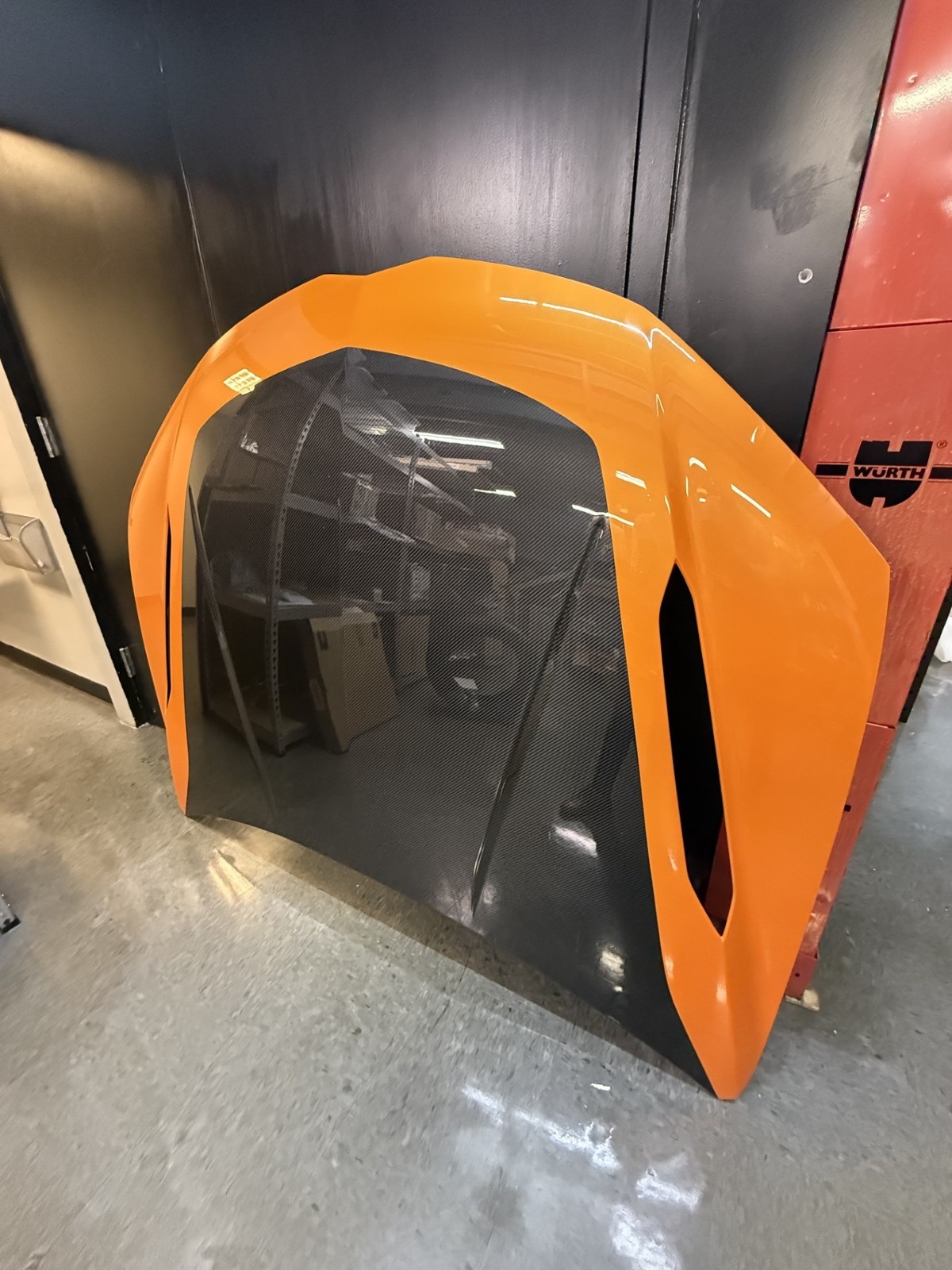 OEM Brand New Lamborghini Urus Carbon Fiber Hood 4ML823029CGRU