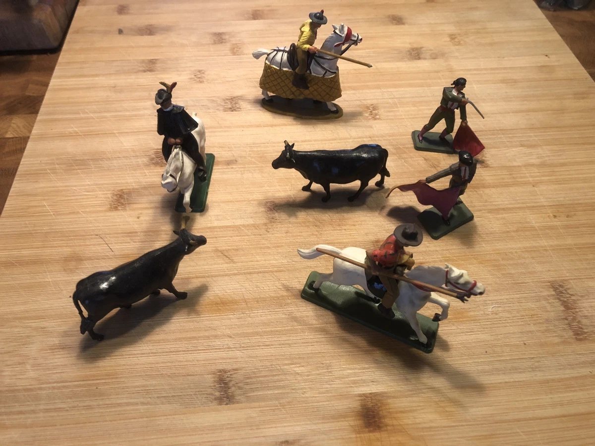SATARLUX D'EPOQUE LA CORRIDA 13 FIGURINES /ATTENTION QUELQUES