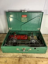 VINTAGE COLEMAN 413G CAMP WHITE GAS STOVE FAST SHIPPING