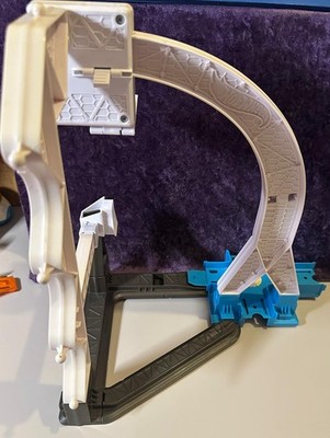 Hot Wheels Track Builder System Vertical Lift / Drop Zubehörstück DLF23 2015