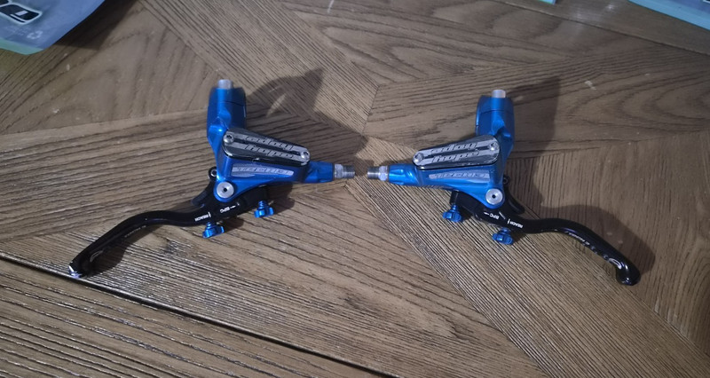 Hope Blue/Black Tech 3 Hydraulic Brake Levers Pair 2-Finger 22.2mm Flat Bar L/R