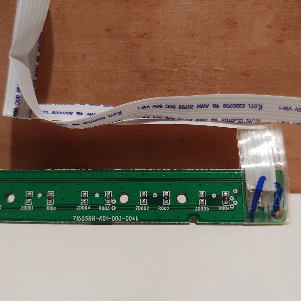 AOC 230LM00023 MONITOR BUTTON BOARD 715G5611-K01-000-004K - Image 2 of 4
