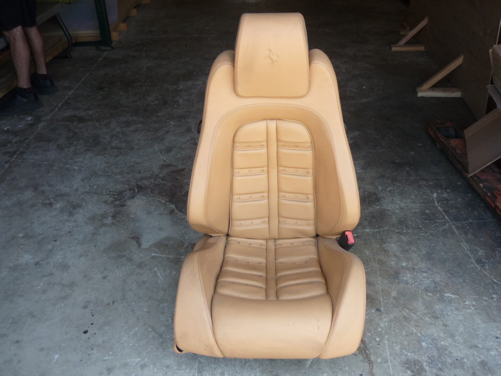 Ferrari F430 - RH Passenger Seat /Daytona -P/N 69150700