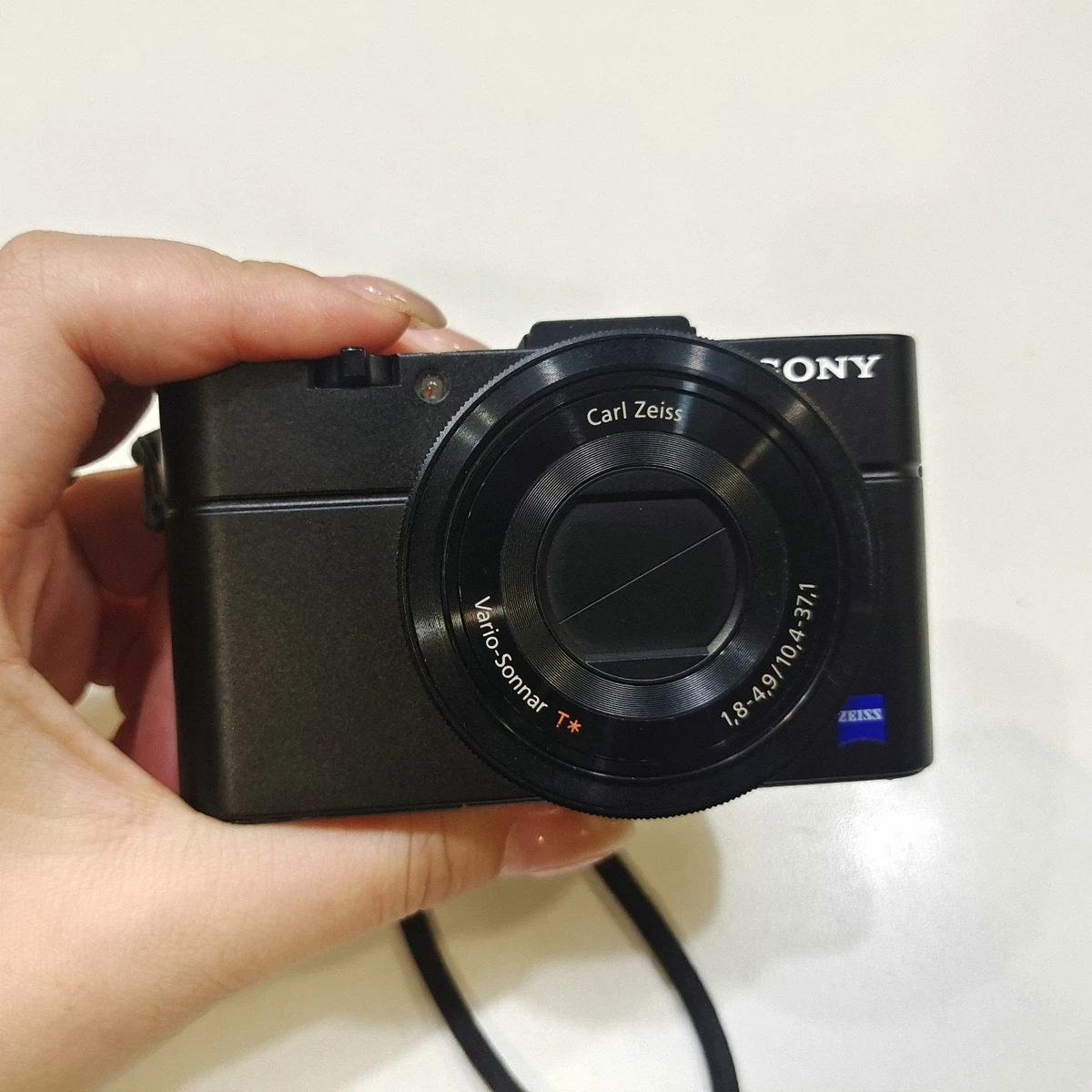 Цифровые фотоаппараты Sony Cyber-shot DSC-RX100 II - огромный