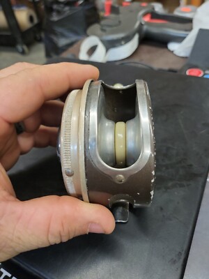 VINTAGE SHAKESPEARE OK FREE STRIPPING AUTOMATIC FLY REEL MODEL No