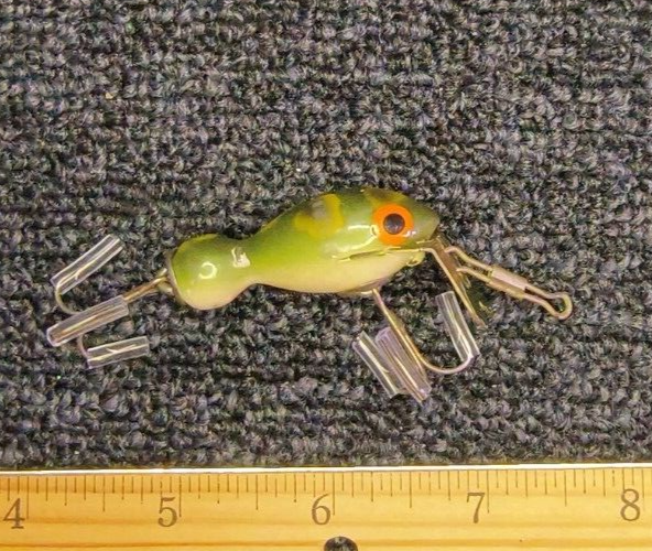 Vintage Fishing Lure - Bomber Bait Midget Bomberette | eBay Vintage Fishing Lure - Bomber Bait Midget Bomberette | eBay