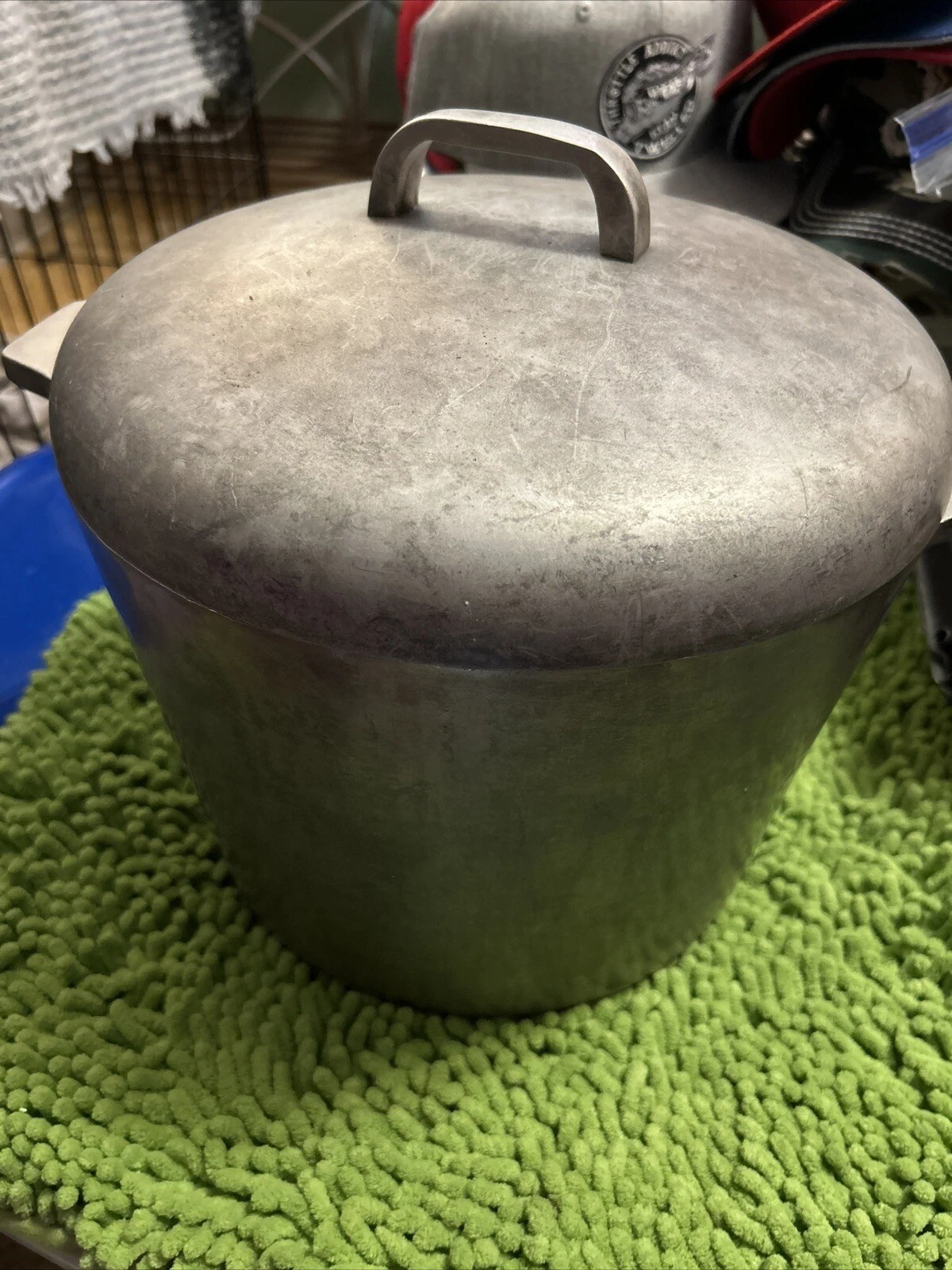 VINTAGE ROYALTY NASCO ALUMINUM STOCKPOT WITH LID MADE IN KOREA