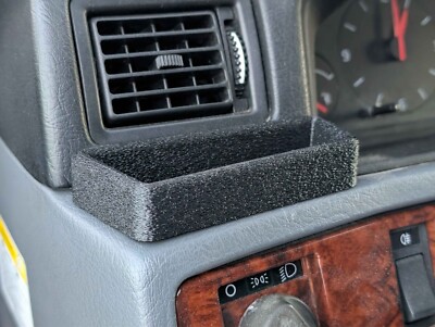Pair Of Volvo 740/940 Penn Trays – Left-Hand Drive – US/CA/SW/DE/ES – Dashboard Trim