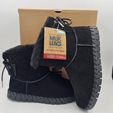 MUK LUKS Women’s Black Genuine Suede Fur Lined Lace Up Ankle Boots Size 6 Cozy 
