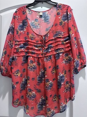 Women s sheet top xlarge pre owned Red With Flowers