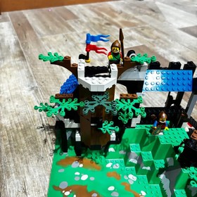 LEGO System Castle Dark Forest Fortress 6079 In 1996 Used Retired As Is Japan