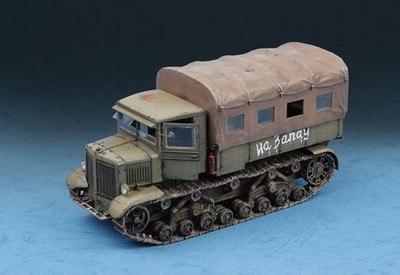 TRU07110 - Trumpeter 1:72 - Soviet Woroshilovets Tractor