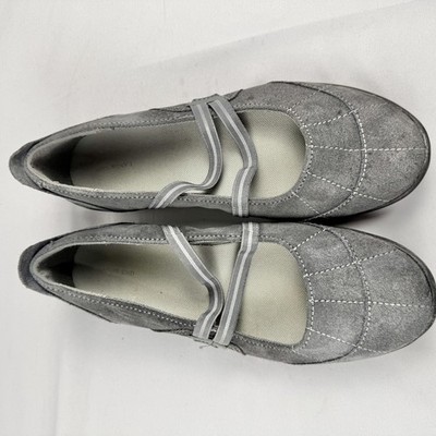 Lands  End Women s 4 Gray Suede Mary Jane Comfort Flats Casual Shoes