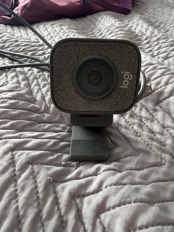 Logitech StreamCam Full HD 1080p 60fps Webcam - Graphite - USB-C Streaming