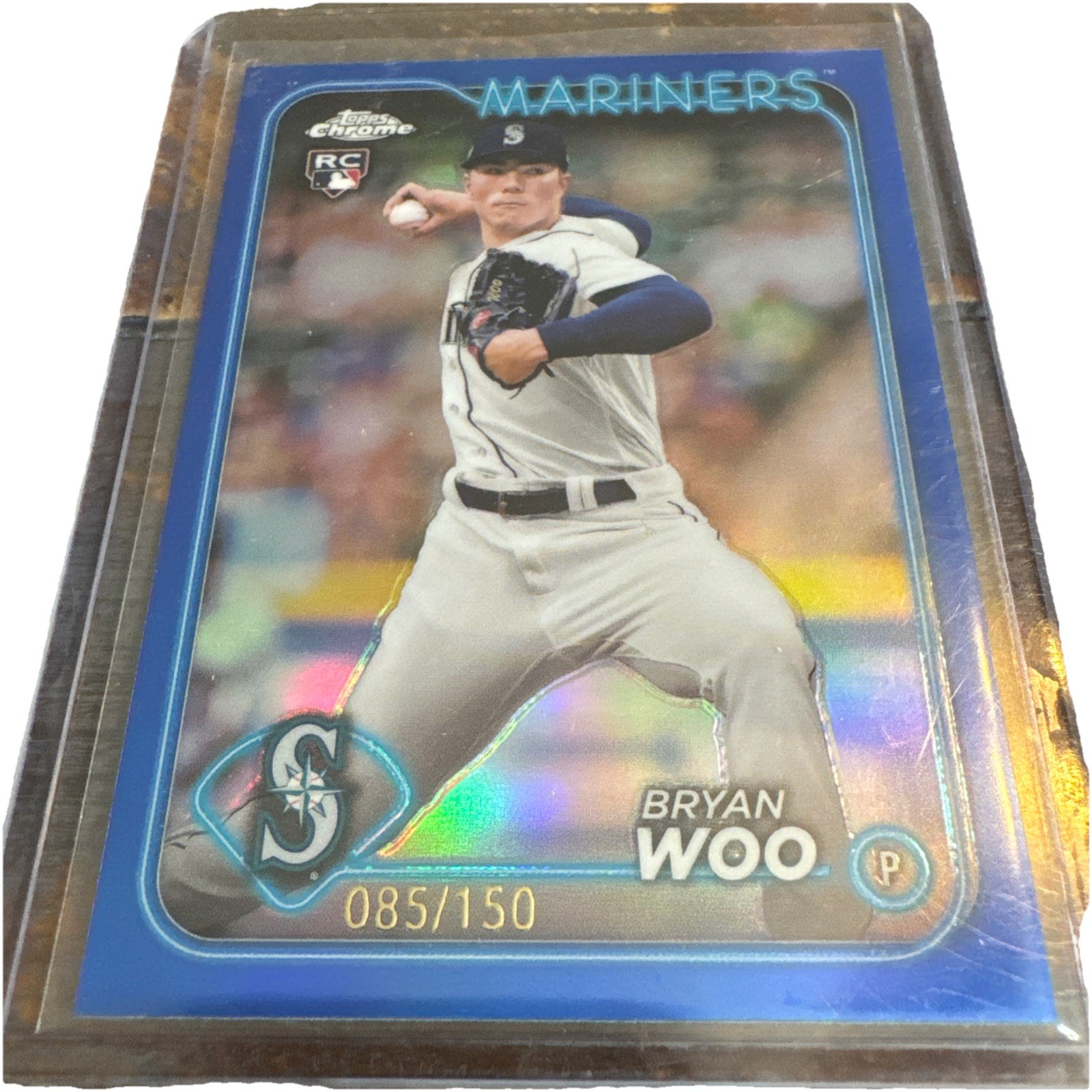 2024 Topps Chrome - Bryan Woo #172 Blue Refractor /150 (RC)