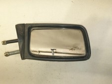 Retroviseur droit (ou coque) Volkswagen SANTANA