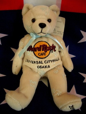 HRC Hard Rock Cafe Universal Citywalk New Year 2003 Bear Beige LE Herrington