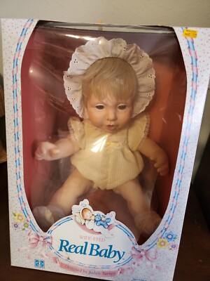 NiB Vintage 1985 Hasbro Judith Turner Real Newborn Wide Eyed Baby
