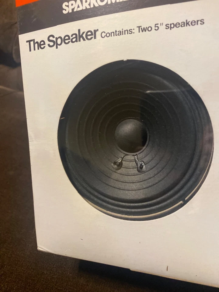 Juego de altavoces estéreo de interior SPARKOMATIC de colección con 3 oz. Imanes Foto 4 de 4