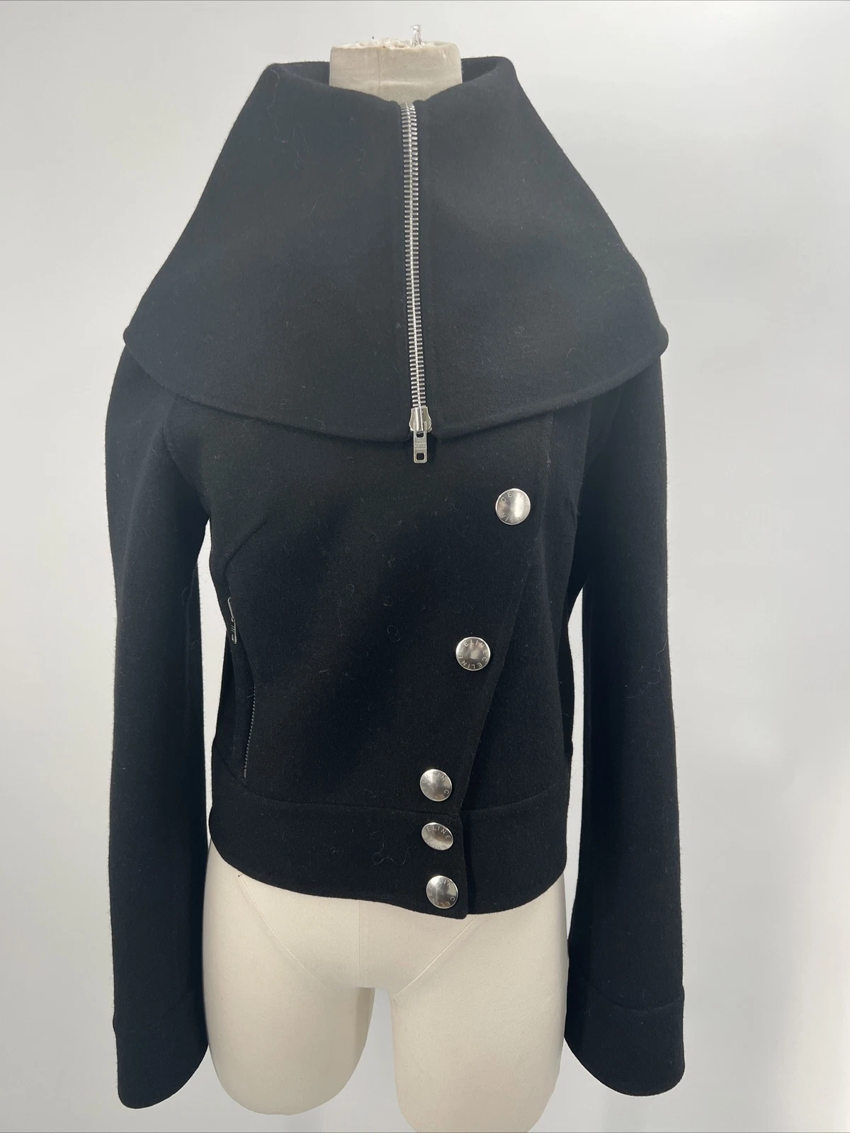 Giacca nera Celine Finition Main da donna con colletto cappuccio e tasca con cerniera taglia 38 US 6