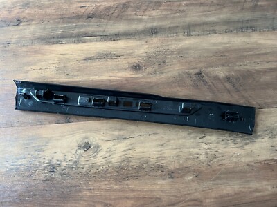 BMW X5 F15 F85 X6 F16 F86 GENUINE Front Right Entry Door Sill Trim