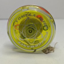 Vintage 1990s Yomega Brain Yo-Yo Maui Classic Yellow Auto Return W/ String USA
