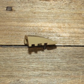 LEGO Marvel 6865 Dark Tan Wedge 4x4 Triple Curved Gold Armor Sticker 47753pb069