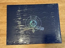 LOONEY TUNES Complete Set  3137, 3204, 3306, 3391, 3534 MINT 50 Stamps Sealed